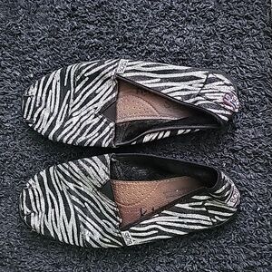 Zebra bobs loafers size 10